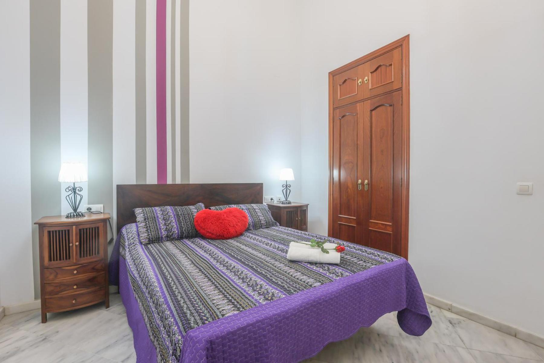 Galindo Center Premium Suites, Free Parking Sevilla Kültér fotó