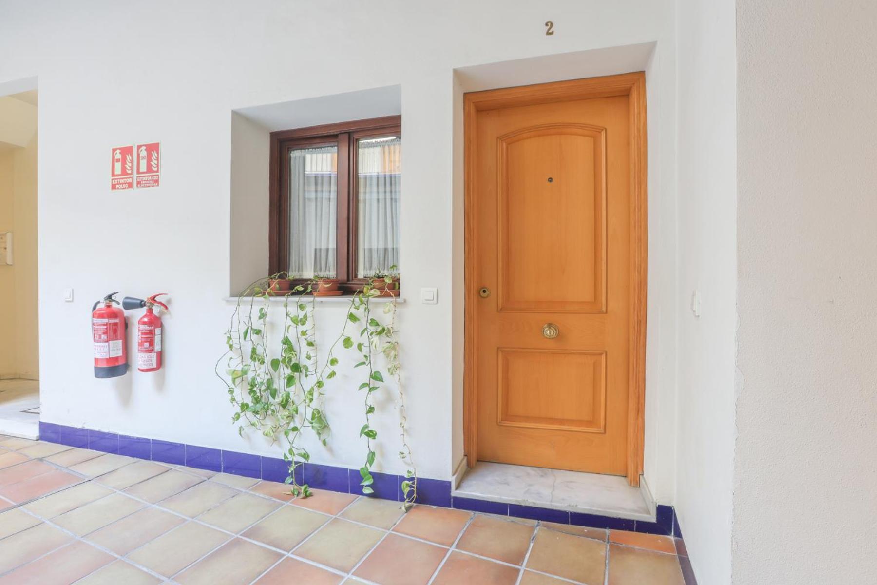 Galindo Center Premium Suites, Free Parking Sevilla Kültér fotó
